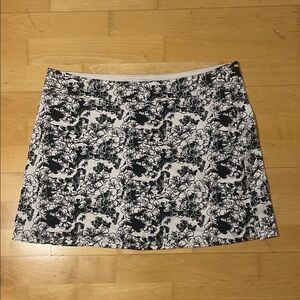 Tranquility by Colorado Clothing Black and White Floral Mini Skirt